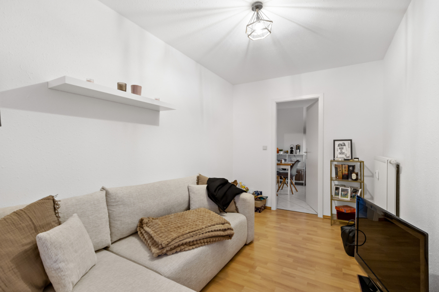 Perfekte 1,5-Raum-Wohnung im Giebichensteinviertel für Singles und Pärchen. - Photo 2