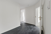 Flur - Fantastische 4-Raumwohnung mitten in Halle!