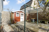 Garten - Top gepflegte Doppelhaushälfte mit Pool und Garage in Reideburg