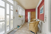 Eingangsbereich - Top gepflegte Doppelhaushälfte mit Pool und Garage in Reideburg