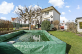 Garten - Top gepflegte Doppelhaushälfte mit Pool und Garage in Reideburg