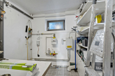 Hauswirtschaftsraum - Top gepflegte Doppelhaushälfte mit Pool und Garage in Reideburg