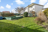 Garten - Top gepflegte Doppelhaushälfte mit Pool und Garage in Reideburg
