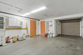Garage - Top gepflegte Doppelhaushälfte mit Pool und Garage in Reideburg