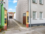 Hofeinfahrt Stiftstraße - Top-Investment in Bernburg – Vollvermietetes Anlageobjekt mit Werkstatt – für nur 773 € pro m²!