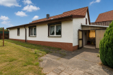 Gartenansicht - Haus mit Potenzial auf 890 m² Grundstück – gestalten Sie Ihr neues Zuhause!