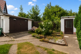 Garage 1 - Haus mit Potenzial auf 890 m² Grundstück – gestalten Sie Ihr neues Zuhause!