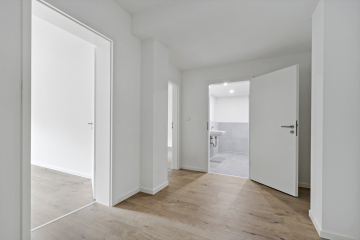 Kernsanierte 2-Raumwohnung direkt am Rosarium! Fahrstuhl, Balkon und Fußbodenheizung!!!! 06526 Sangerhausen, Etagenwohnung zur Miete
