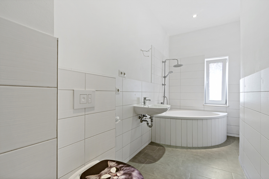 Freiimfelde- Ideal für die kleine Familie! 3 Zimmerwohnung mit Balkon im Erdgeschoss - Photo 2