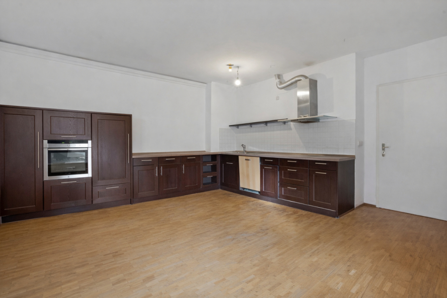 Charmante 4-Raumwohnung mit Einbauküche in Top-Lage! - Foto 2