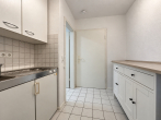 Küche/Flur - Kompakte Kapitalanlage mit Aufzug in zentraler Lage von Halle!