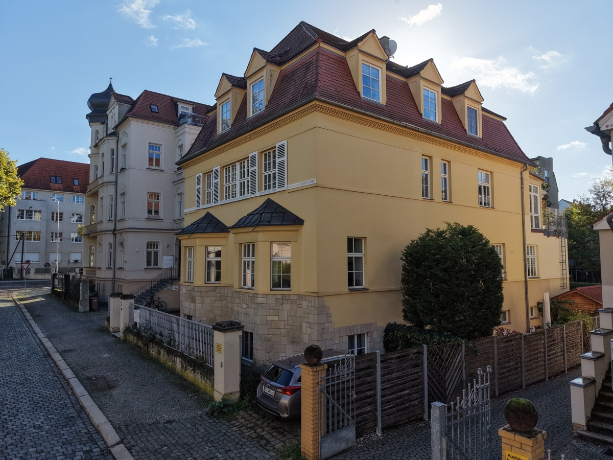 Straßenansicht 3