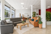 Verkaufsraum EG - Attraktive Einzelhandels- und Ausstellungsfläche mit großzügiger Schaufensterfront