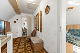 Flur Obergeschoss - Platz für Lebensträume – Haus mit großem Garten & Ausbaupotenzial!