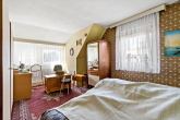 Schlafzimmer - Ruhiges Familiendomizil am Rosengarten (Erbbaurechtsvertrag)