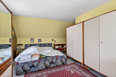 Schlafzimmer - Ruhiges Familiendomizil am Rosengarten (Erbbaurechtsvertrag)