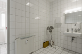 WC Damen OG - Großzügige Büro- und Gewerbefläche in Merseburg – ca. 834 m² teilbar anmietbar!