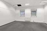 Büro EG - Großzügige Büro- und Gewerbefläche in Merseburg – ca. 834 m² teilbar anmietbar!