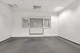 Büro EG - Großzügige Büro- und Gewerbefläche in Merseburg – ca. 834 m² teilbar anmietbar!