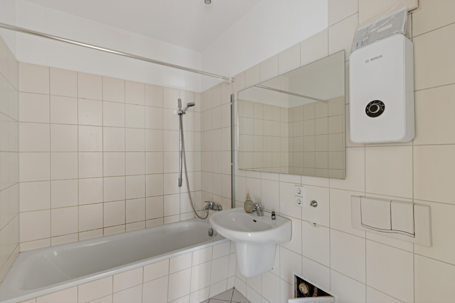 WG-geeignete 4-Raumwohnung in der Altstadt - Photo 5