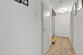 Flur UG - Hier wird selten verkauft!!! 3-Raum-Maisionette ETW mit Terrasse, Grünfläche und Garage