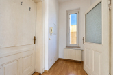 Flur - Helle 2-Zimmer-Wohnung mit Einbauküche