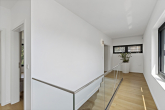 Flur 1.OG - Klare moderne Architektur in perfekter Wohnlage – Halle/ Nietleben