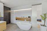 Badezimmer - Klare moderne Architektur in perfekter Wohnlage – Halle/ Nietleben