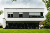 Ansicht - Klare moderne Architektur in perfekter Wohnlage – Halle/ Nietleben