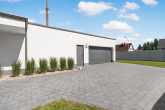 Auffahrt mit KI geräumt - Klare moderne Architektur in perfekter Wohnlage – Halle/ Nietleben
