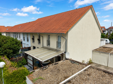 Familienfreundliches Reihenendhaus in Queis….inklusive Garage, Stellplatz und kleinem Garten mit überdachter Terrasse!!! 06188 Landsberg / Queis, Reihenendhaus