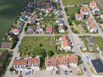 Queis - Familienfreundliches Reihenendhaus in Queis….inklusive Garage, Stellplatz und kleinem Garten mit überdachter Terrasse!!!