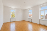 Schlafzimmer 1 - “Liebhaberstück” – großes Einfamilienhaus in Steuden! kernsaniert und strahlend….