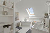 Badezimmer 1 im OG Badewanne - “Liebhaberstück” – großes Einfamilienhaus in Steuden! kernsaniert und strahlend….