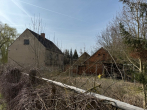 Blick auf Grundstück - Riesengrundstück – Sanierung oder Abriss-Entscheiden Sie!!!