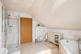 Badezimmer OG 1 - Familienhaus mit Kamin, Fußbodenheizung und traumhaftem Grundstück in Gimritz