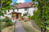 Hausansicht Garten - Vor den Toren der Stadt Halle- Einfamilienhaus in Braschwitz