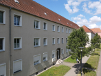 Aussenansicht II - 2 Geräumige 3-Raumwohnung mit Balkon in der John-Schehr-Str.10 (EG) und John-Schehr-Str. 8 (2.OG)
