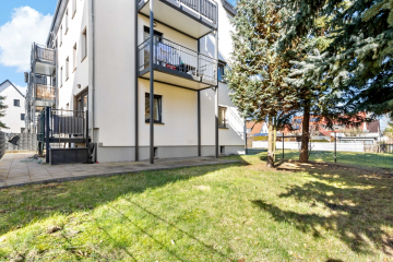 Modernes Wohnen in der Anhaltsiedlung mit Terrasse und eigenem Gartenbereich 06749 Bitterfeld-Wolfen, Erdgeschosswohnung zur Miete