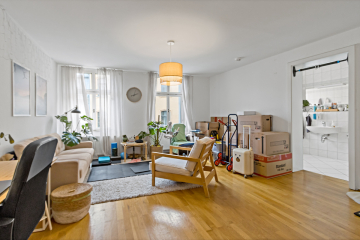 Pärchen aufgepasst! 2-Raumwohnung mit Einbauküche in Top-Lage 06108 Halle (Saale), Etagenwohnung