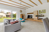 Wohnzimmer - Hier geht es zum Traumhaus! …ganz OHNE Baustress!