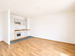 Wohn- und Essbereich - Aufgepasst! Sanierte 2-Raumwohnung mit Balkon in der Mansfelder Straße!