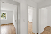 Flur - Nicht lange zu haben, 3 Raum Wohnung in Bitterfeld mit Terrasse!