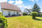 Rückansicht - Freistehendes Einfamilienhaus mit Doppelgarage in Büschdorf