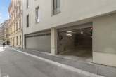 Einfahrt Garage - Zentral – Modern – Praktisch 4-Raumwohnung im Herzen von Halle inklusive Einbauküche, Stellplatz und einer riesigen Terrasse