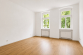Schlafzimmer - Erstbezug nach Sanierung – Großzügige 3-Zimmer-Wohnung mit 12m² Balkon in zentraler Lage