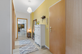 Flur - Ruhig wohnen, zentral leben – großzügige 2-Raumwohnung in Halle