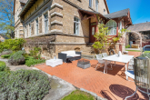 Terrasse - Kernsaniertes und strahlendes “Liebhaberstück” – großes Einfamilienhaus in Steuden!