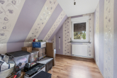 Kinderzimmer DG - Familienidylle in Wallwitz – Gepflegtes Einfamilienhaus mit Wintergarten, Teich und gepflegten Garten