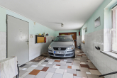Garage 1 - Familienidylle in Wallwitz – Gepflegtes Einfamilienhaus mit Wintergarten, Teich und gepflegten Garten